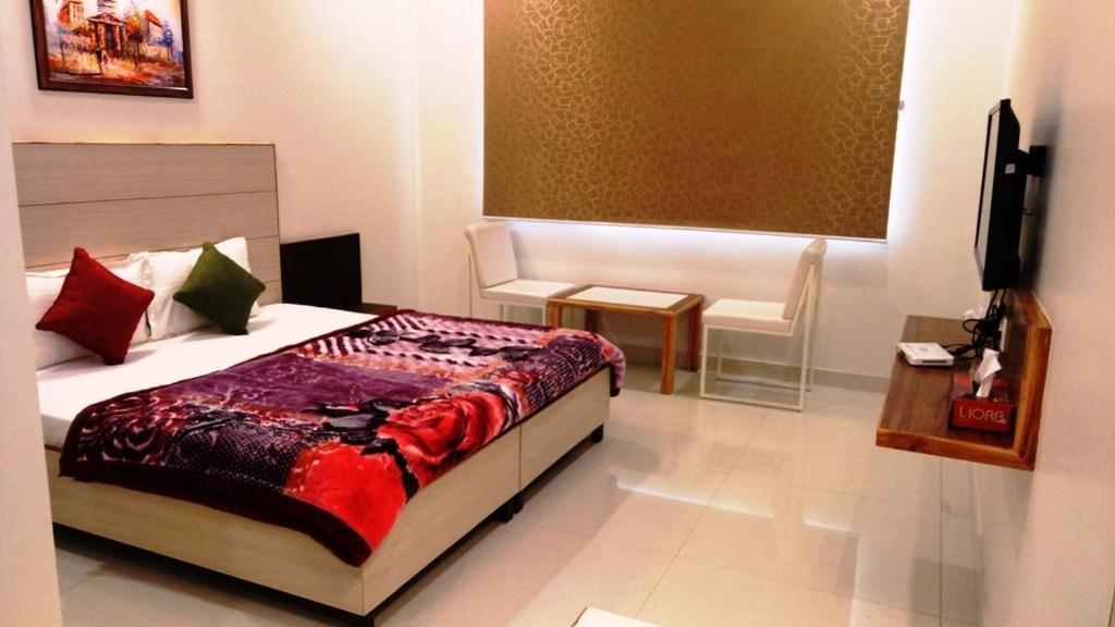 Alankrita Suites & Party Halls ميروت المظهر الخارجي الصورة